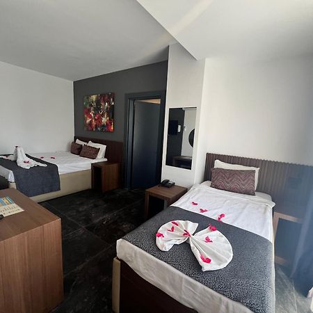 Wolf Of The City Hotel & Spa อันตัลยา ภายนอก รูปภาพ