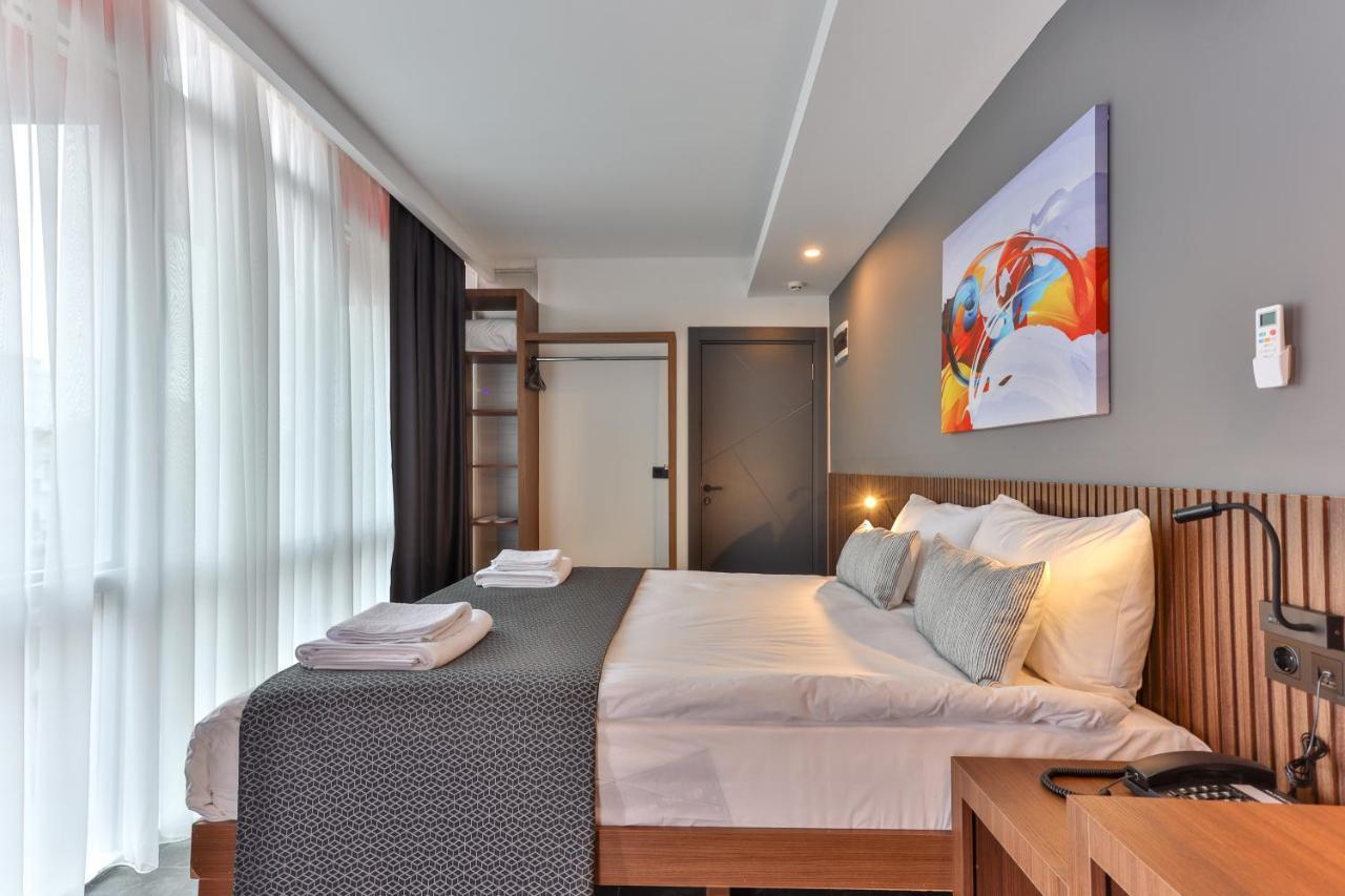 Wolf Of The City Hotel & Spa อันตัลยา ภายนอก รูปภาพ