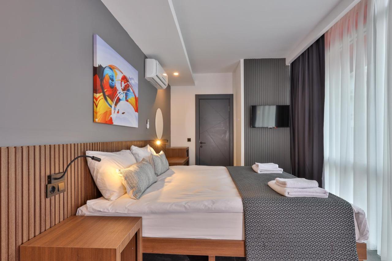 Wolf Of The City Hotel & Spa อันตัลยา ภายนอก รูปภาพ