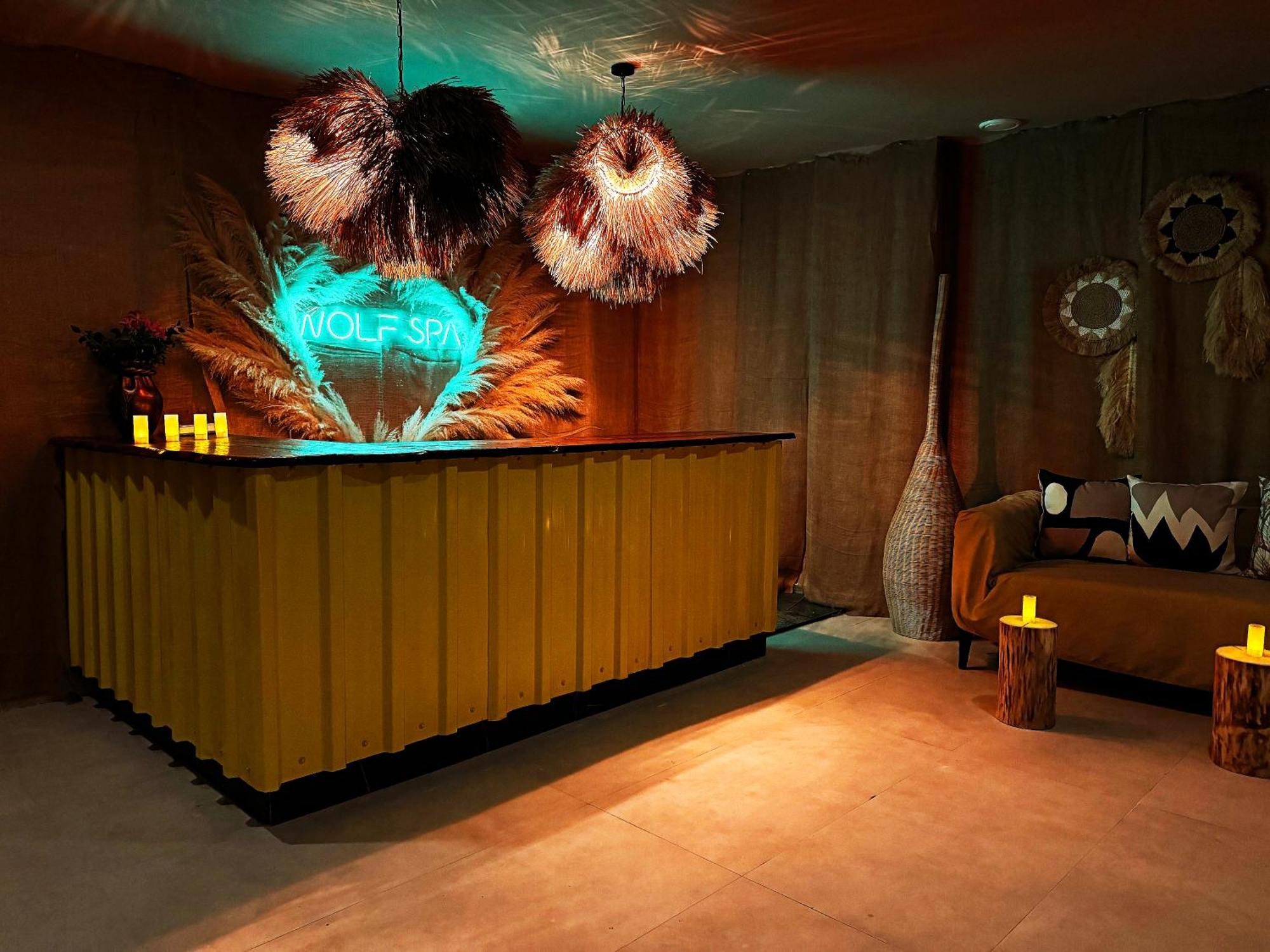 Wolf Of The City Hotel & Spa อันตัลยา ภายนอก รูปภาพ
