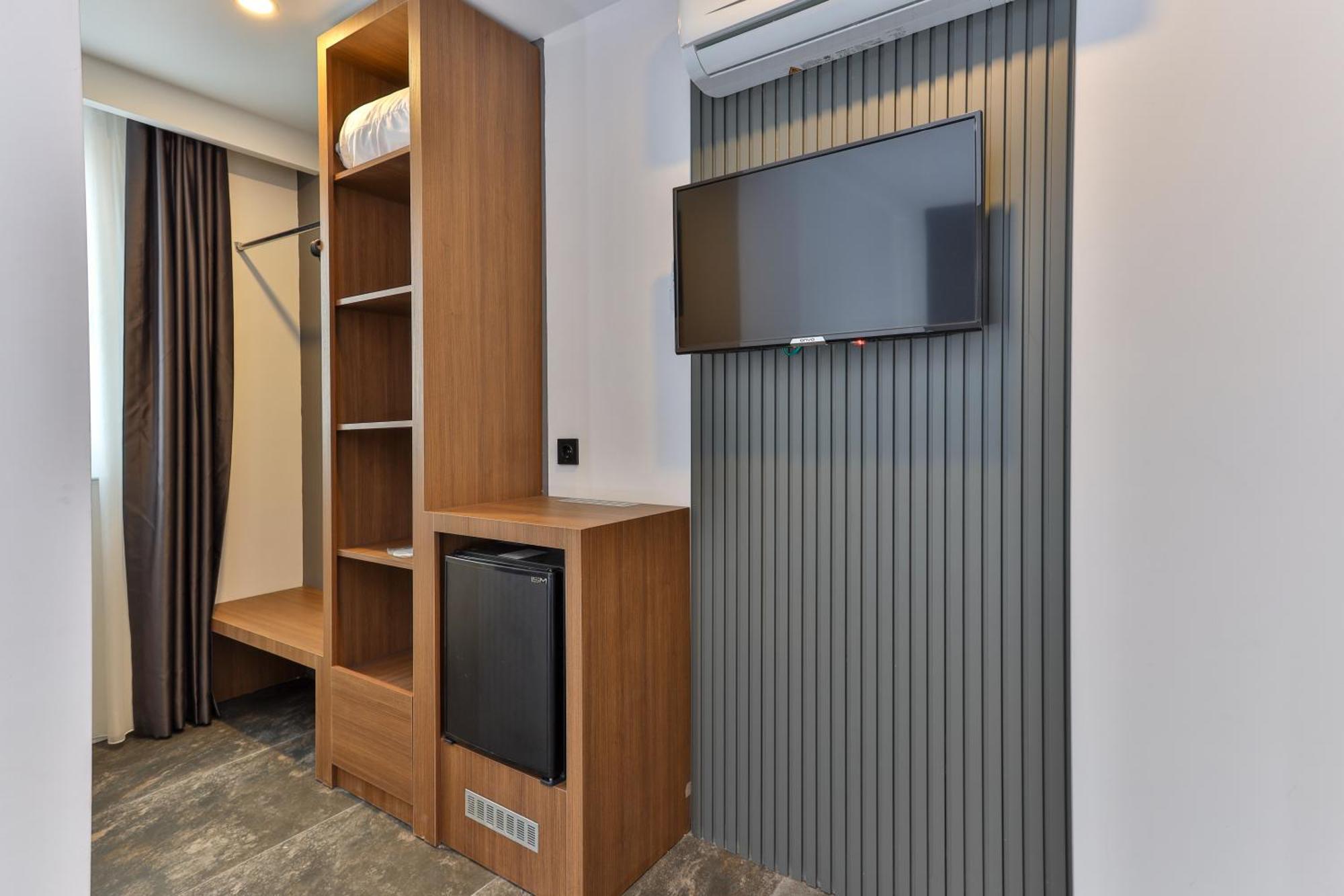 Wolf Of The City Hotel & Spa อันตัลยา ภายนอก รูปภาพ
