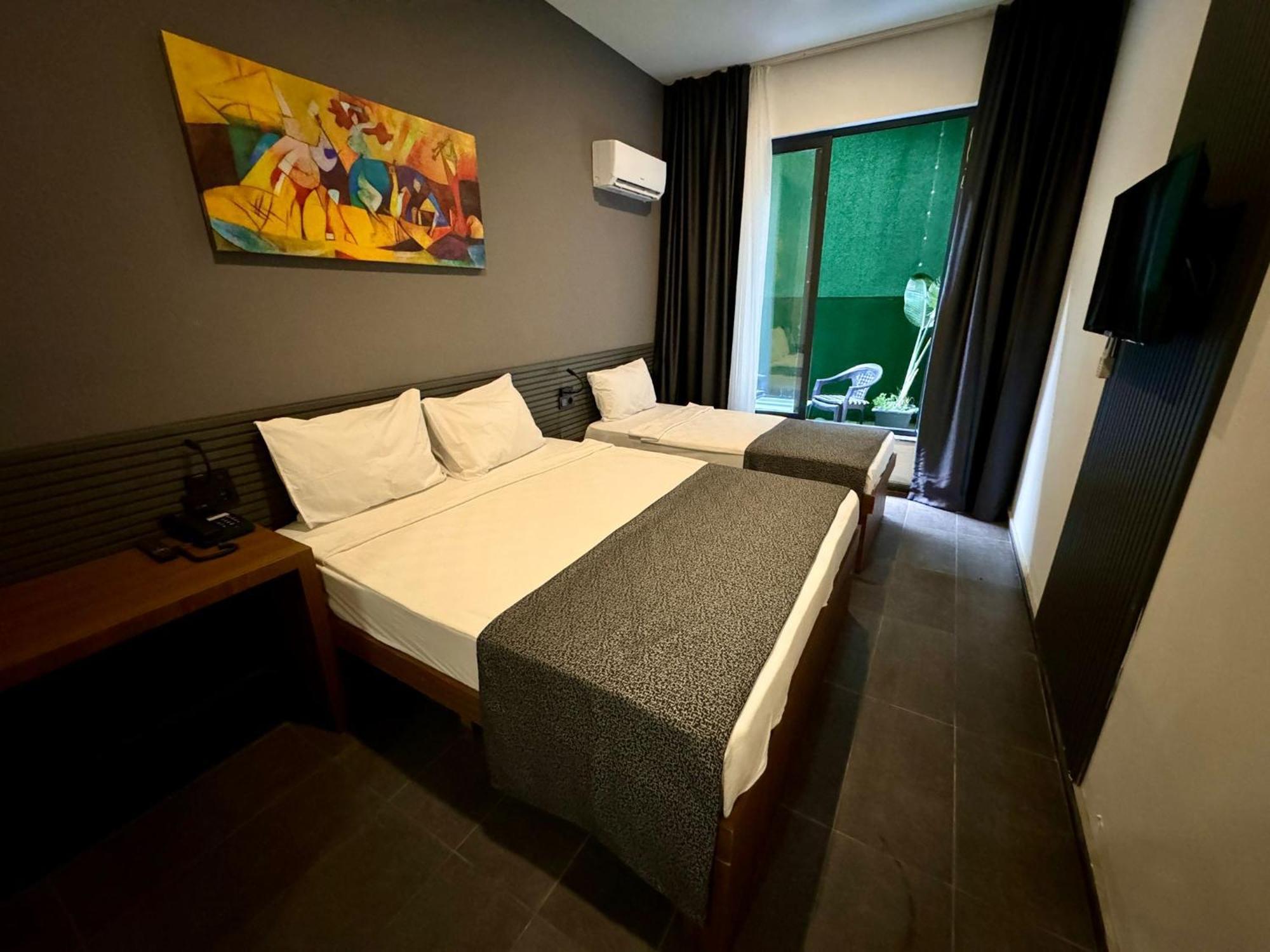 Wolf Of The City Hotel & Spa อันตัลยา ภายนอก รูปภาพ