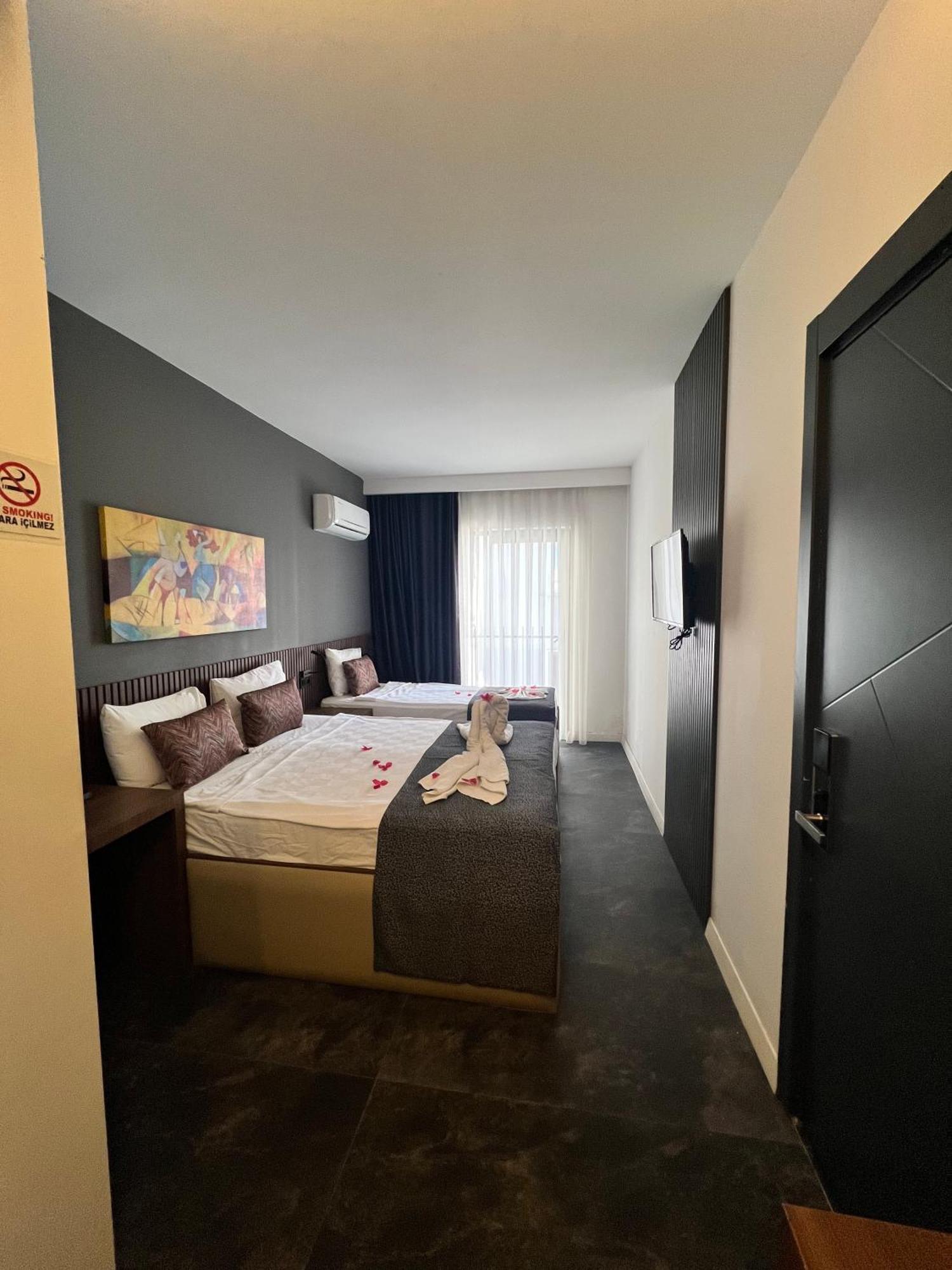 Wolf Of The City Hotel & Spa อันตัลยา ภายนอก รูปภาพ